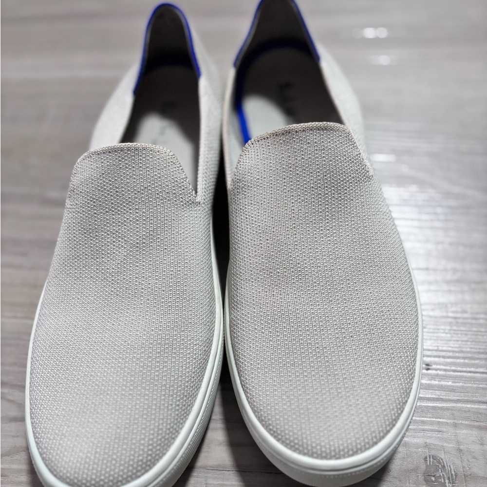 Women's Slip-On Canvas Sneakers - Light Gray